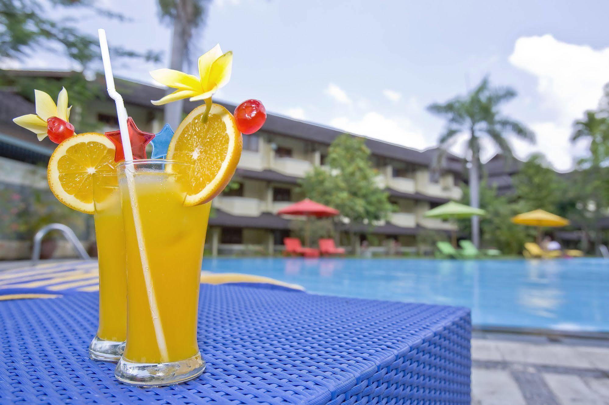 Grand Legi Hotel Mataram Exterior foto